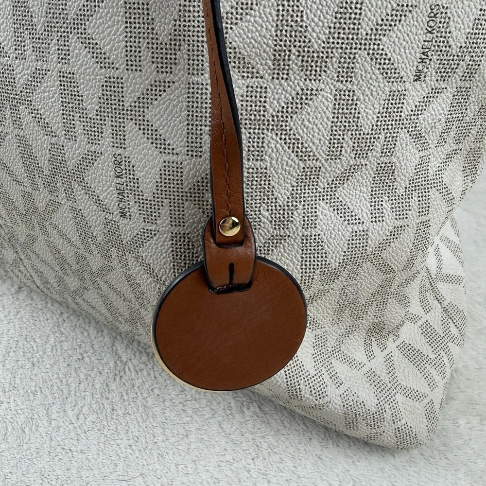 MICHAEL‎ KORS Bedford Large Pocket Vanilla Tote Bag Logo 30S0GBFT3B